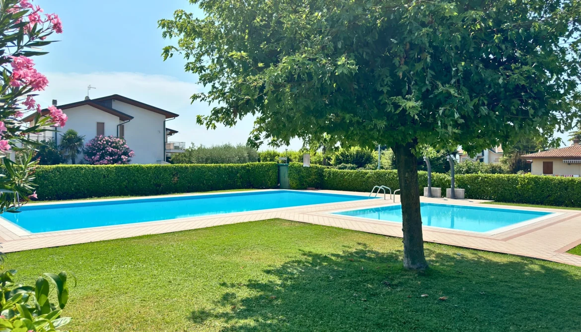 Piscina - Albero